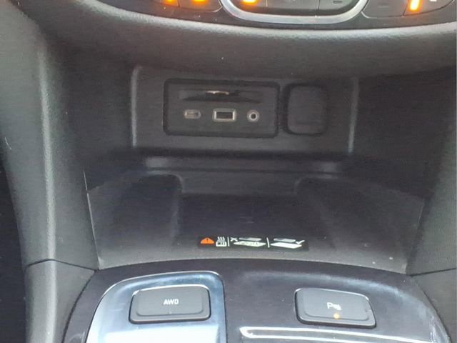 Used 2022 Chevrolet Equinox Premier image 21