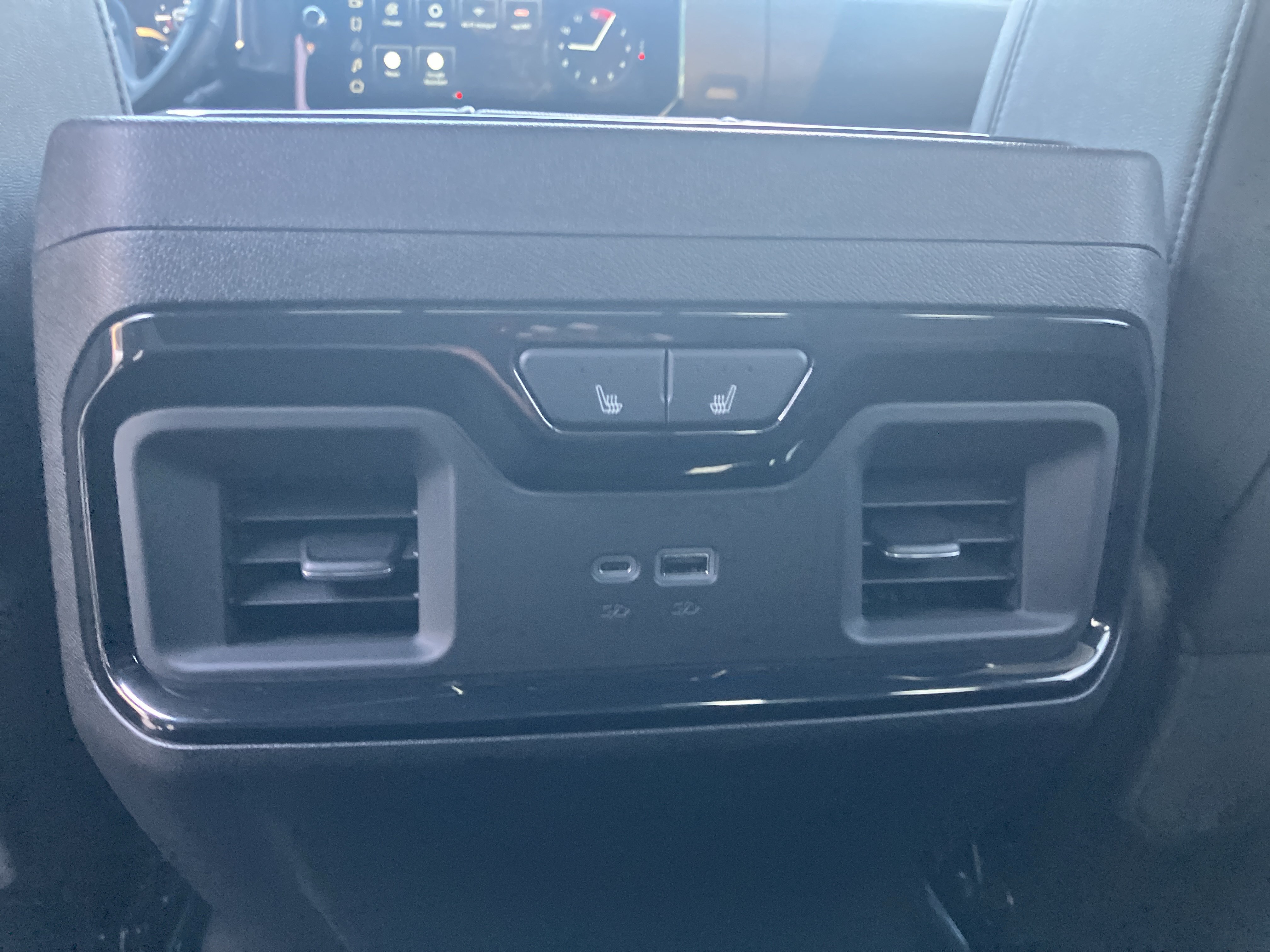 Used 2026 GMC Sierra 2500 AT4 w/ AT4 Preferred Package AWD/4WD image 14