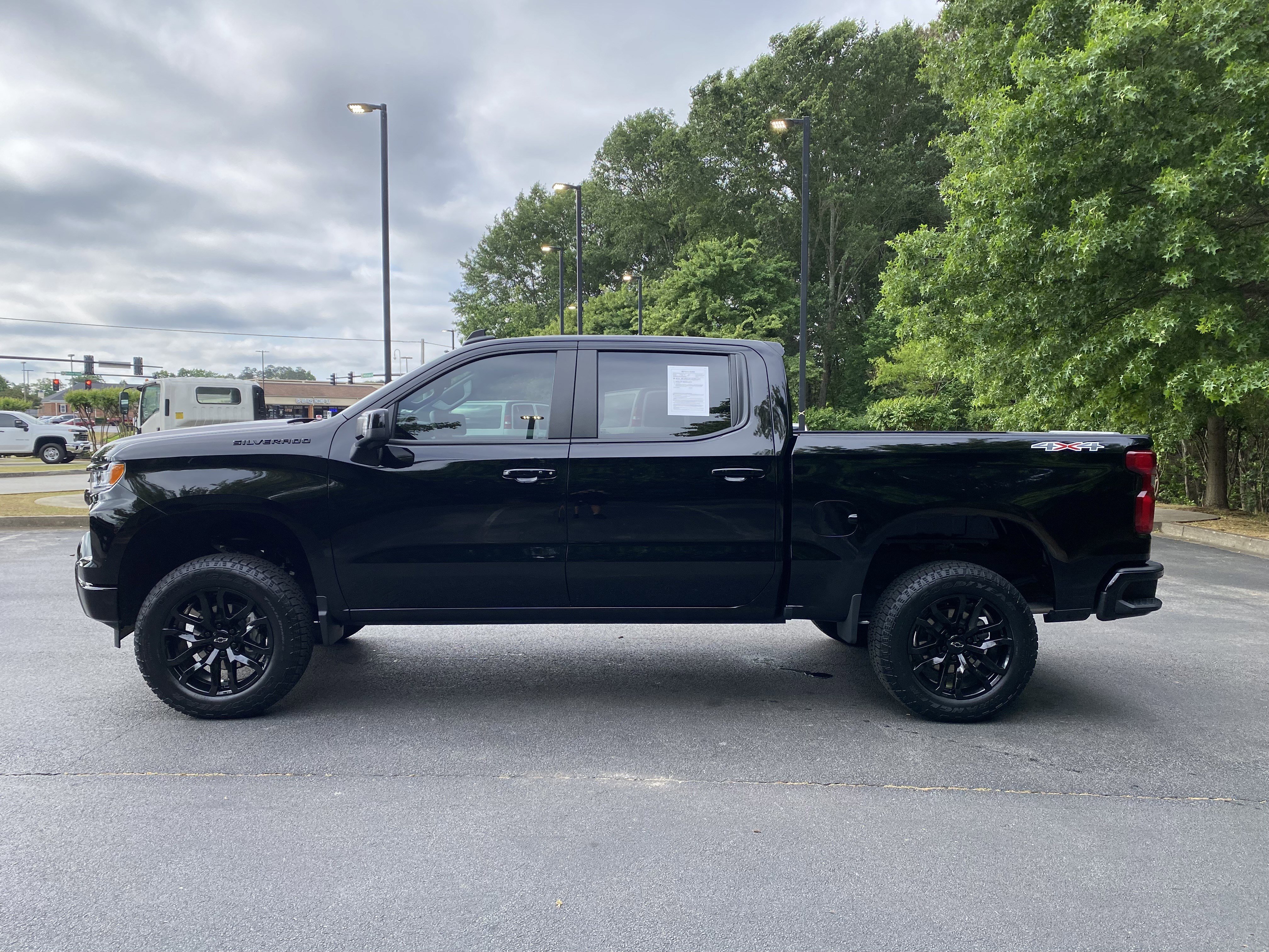 Used 2024 Chevrolet Silverado 1500 RST w/ Convenience Package II AWD/4WD image 6