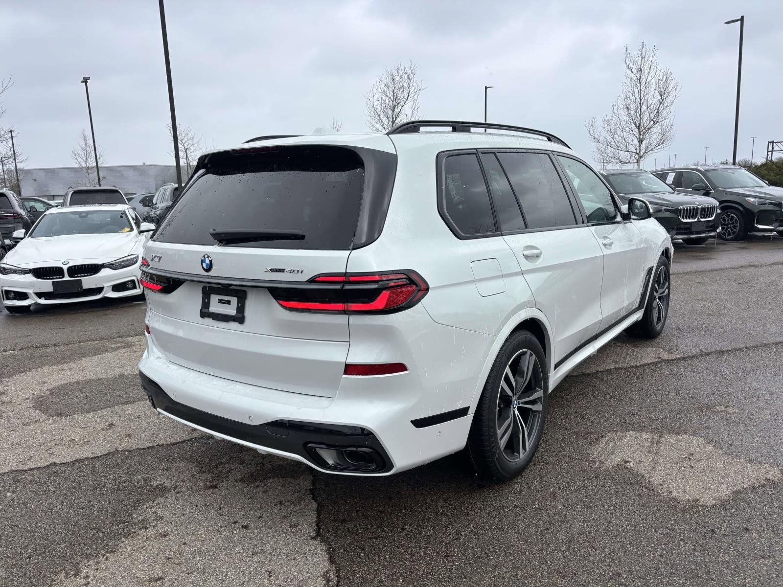 New 2026 BMW X7 xDrive40i w/ M Sport Package image 7