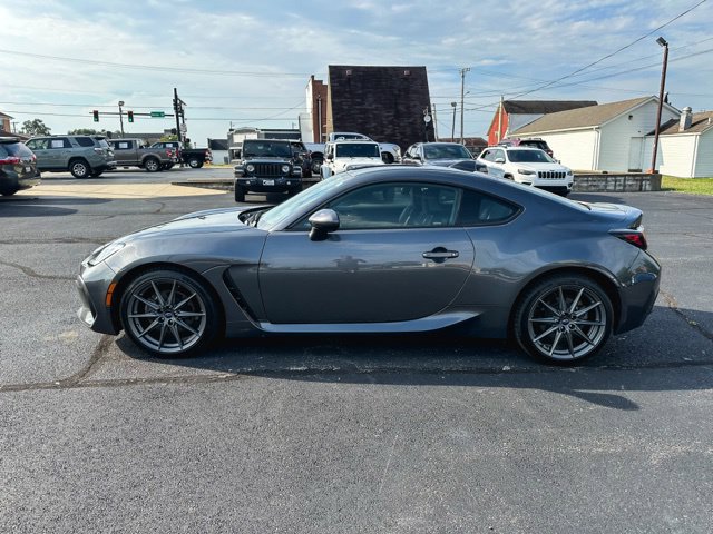 Used 2022 Subaru BRZ Limited RWD image 4