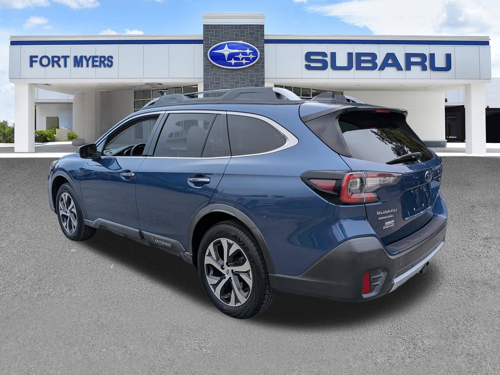 Used 2020 Subaru Outback Touring XT AWD/4WD image 6