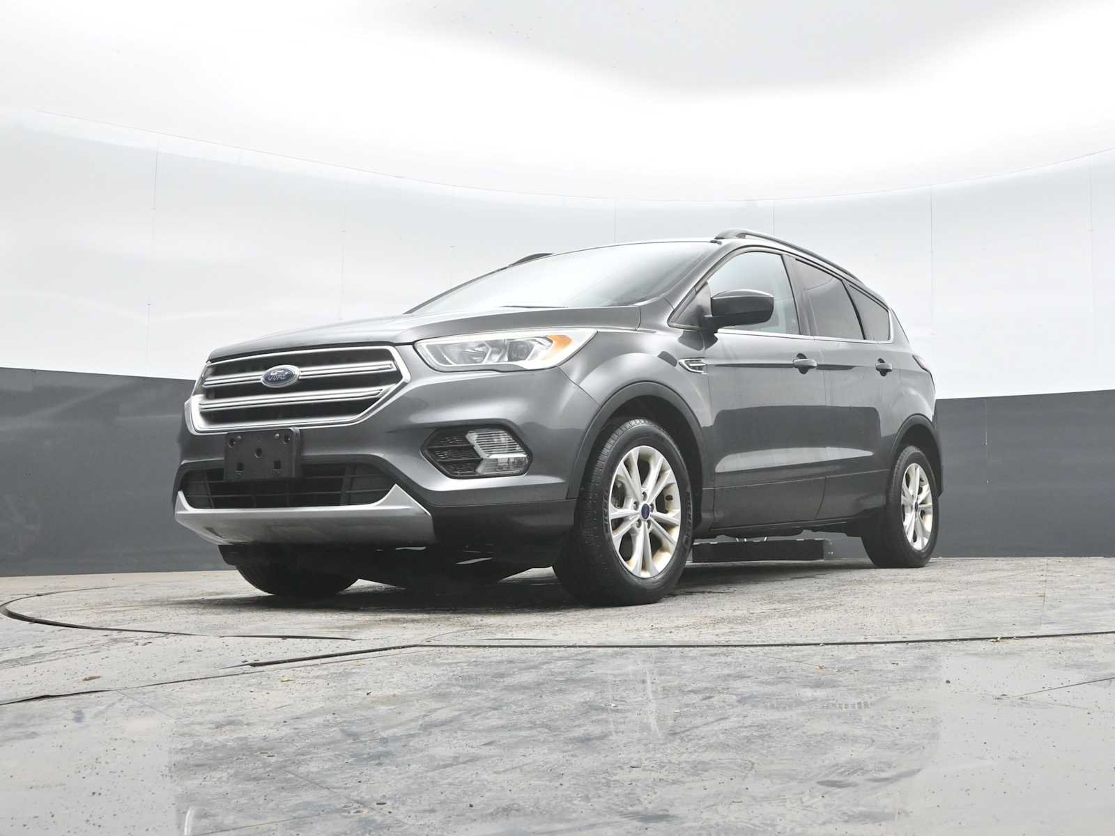 Used 2017 Ford Escape SE w/ Equipment Group 201A AWD/4WD image 26