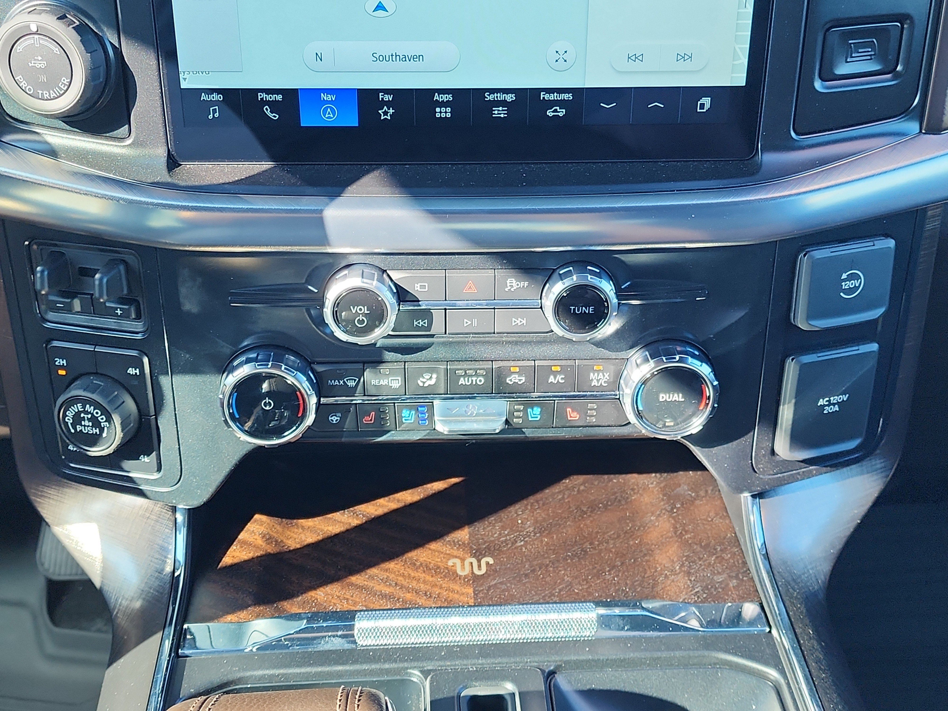 New 2025 Ford F150 King Ranch image 14
