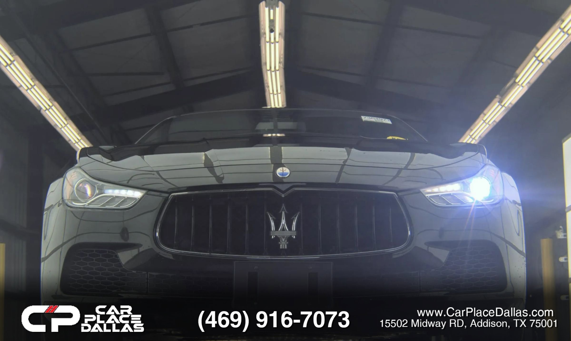 Used 2016 Maserati Ghibli RWD image 2