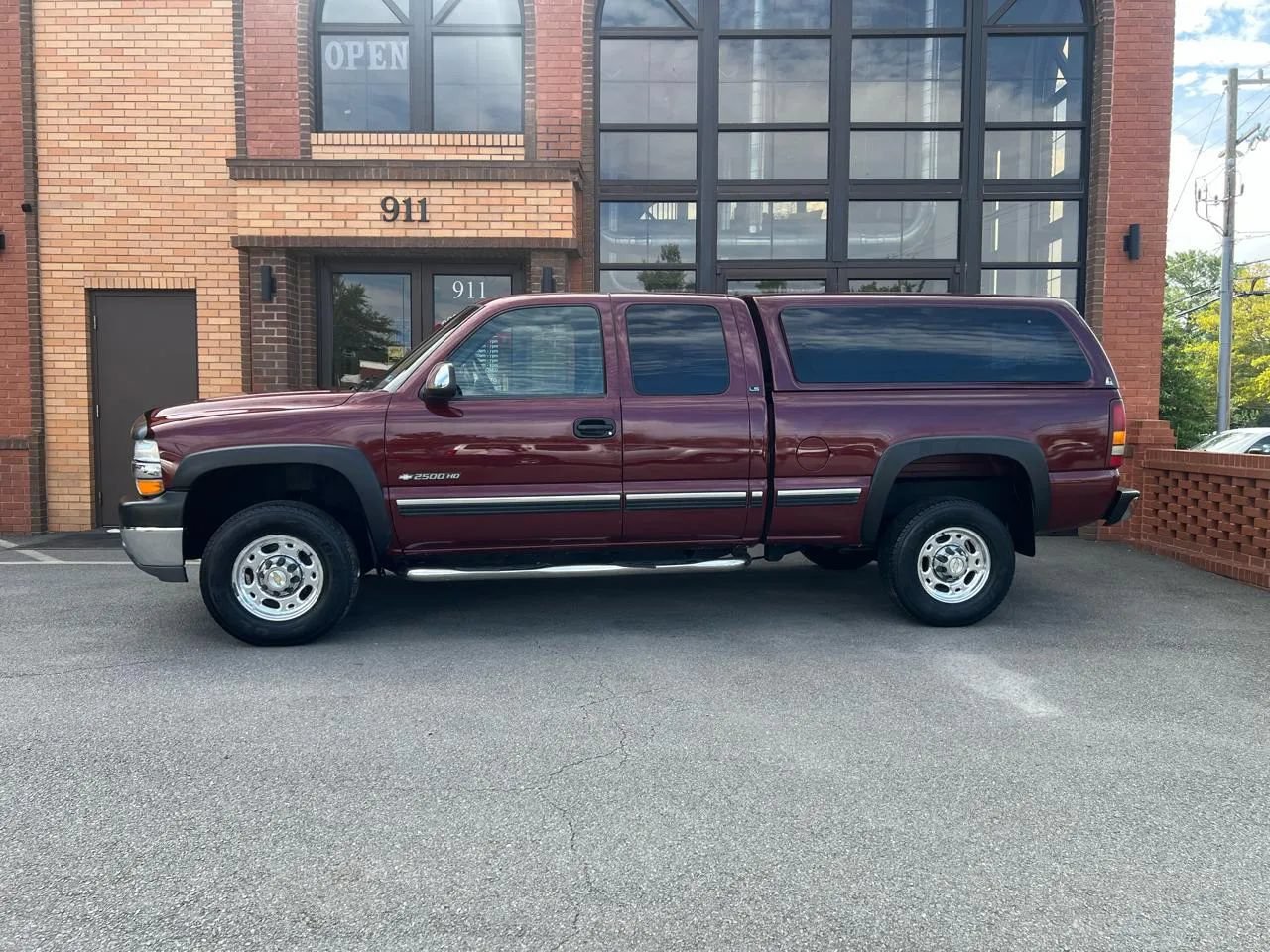 Used 2002 Chevrolet Silverado 2500 LS w/ Electrical Convenience Pkg RWD image 4