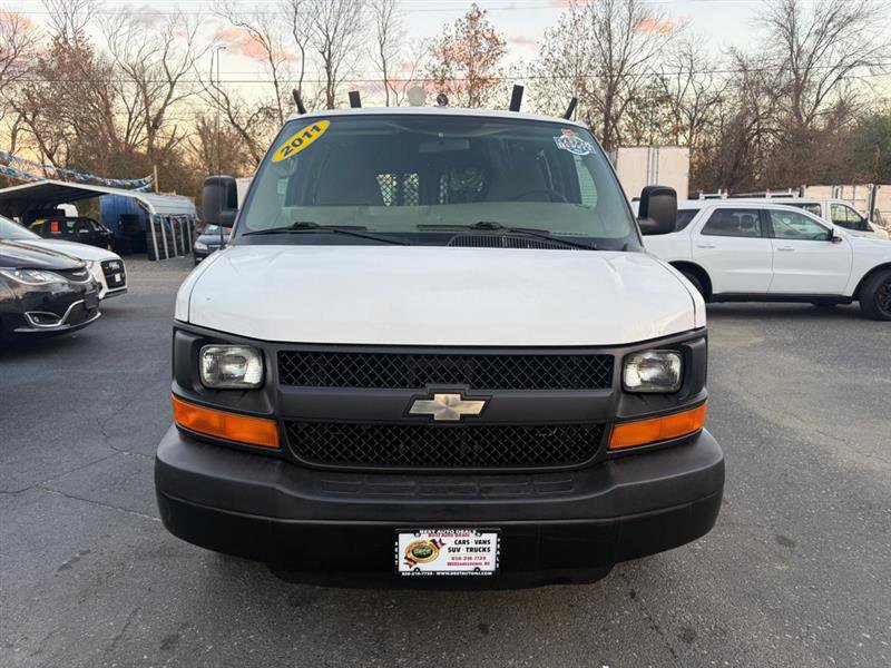 Used 2011 Chevrolet Express 2500 image 6