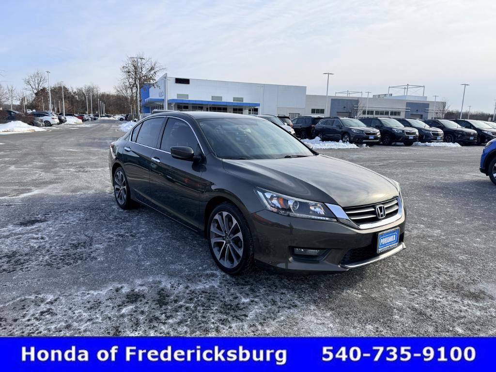 Used 2015 Honda Accord Sport image 8