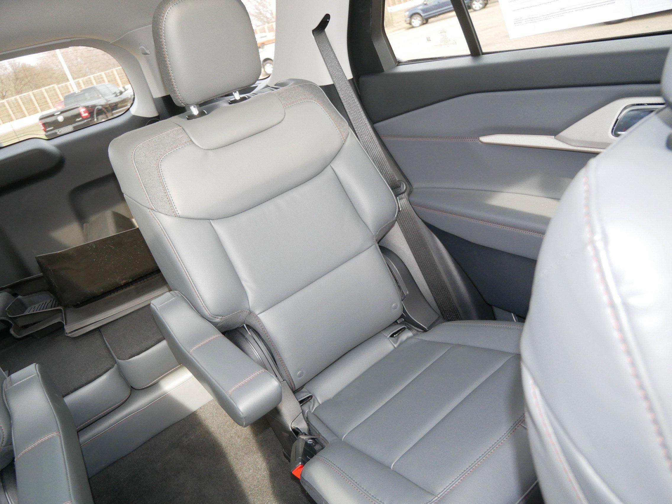 Used 2026 Ford Explorer Active w/ Active Comfort Package image 14