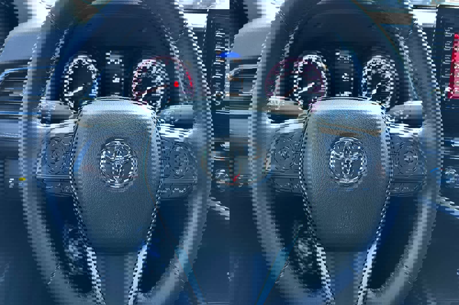 Used 2023 Toyota Camry SE w/ Convenience Package image 22