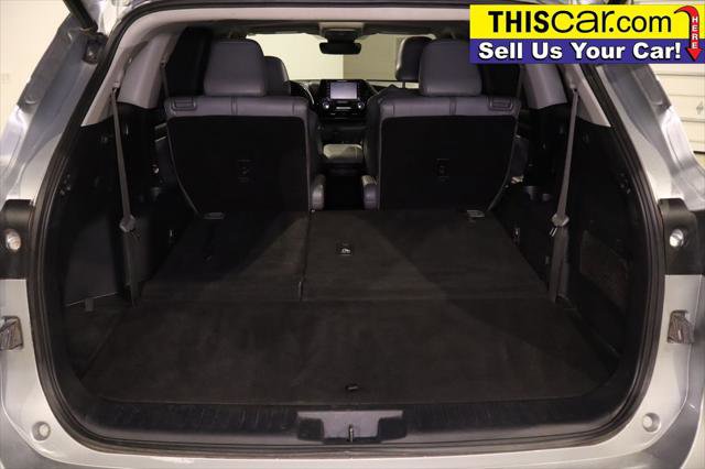 Used 2021 Toyota Highlander XLE image 24