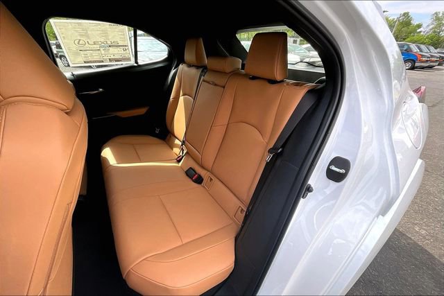 New 2026 Lexus UX 300h AWD image 10