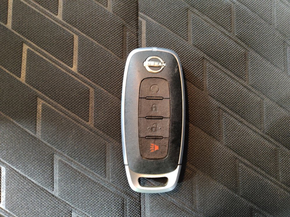 Used 2023 Nissan Kicks SV image 32