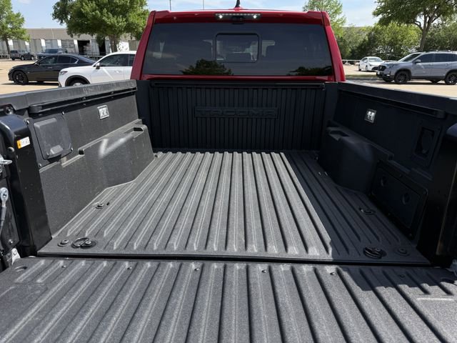 Used 2024 Toyota Tacoma Limited AWD/4WD image 31