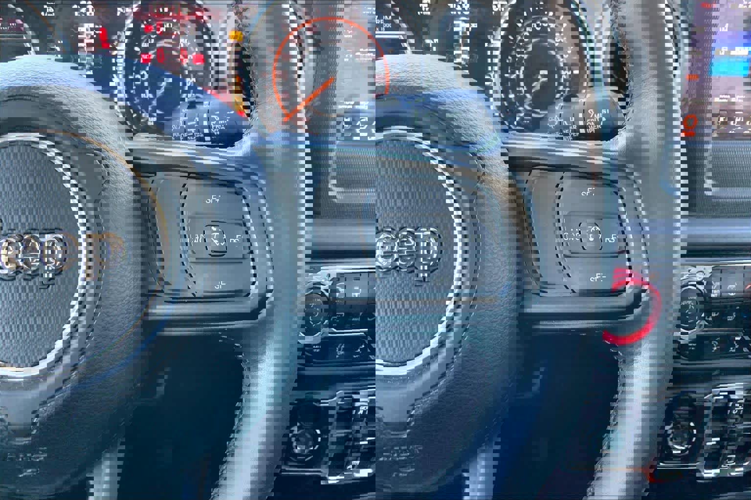 Used 2022 Jeep Wrangler Unlimited Sport image 24