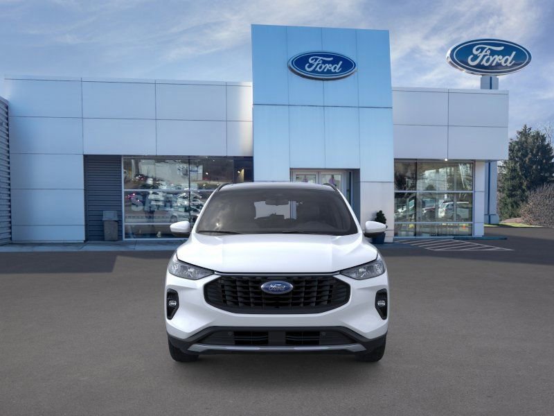 New 2025 Ford Escape SE w/ Class II Trailer Tow Package FWD image 6