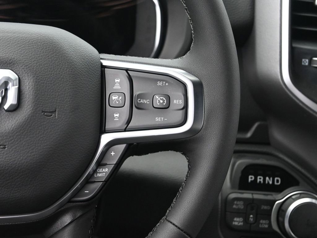 New 2026 RAM 1500 4x4 Crew Cab image 29