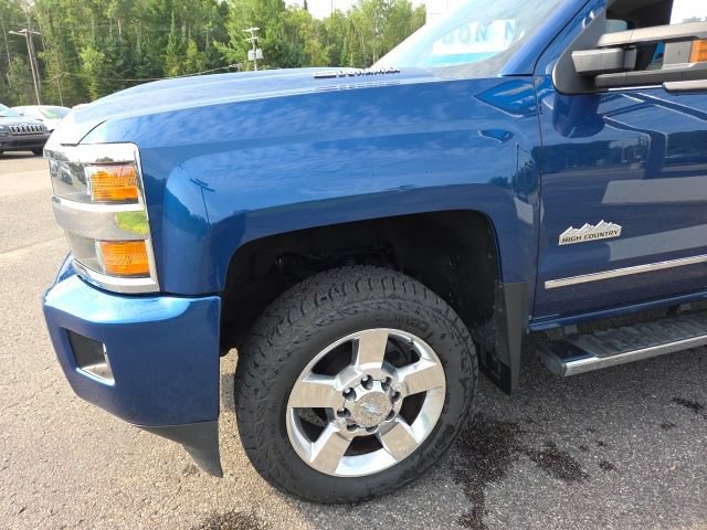 Used 2018 Chevrolet Silverado 2500 High Country AWD/4WD image 44