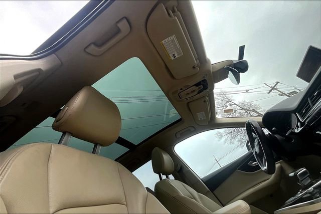 Used 2017 Audi Q7 3.0T Premium Plus w/ Premium Plus Package image 22