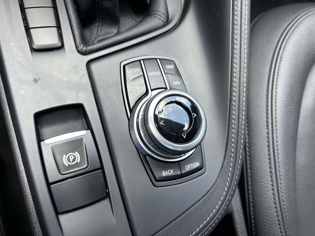 Used 2018 BMW X1 sDrive28i FWD image 15