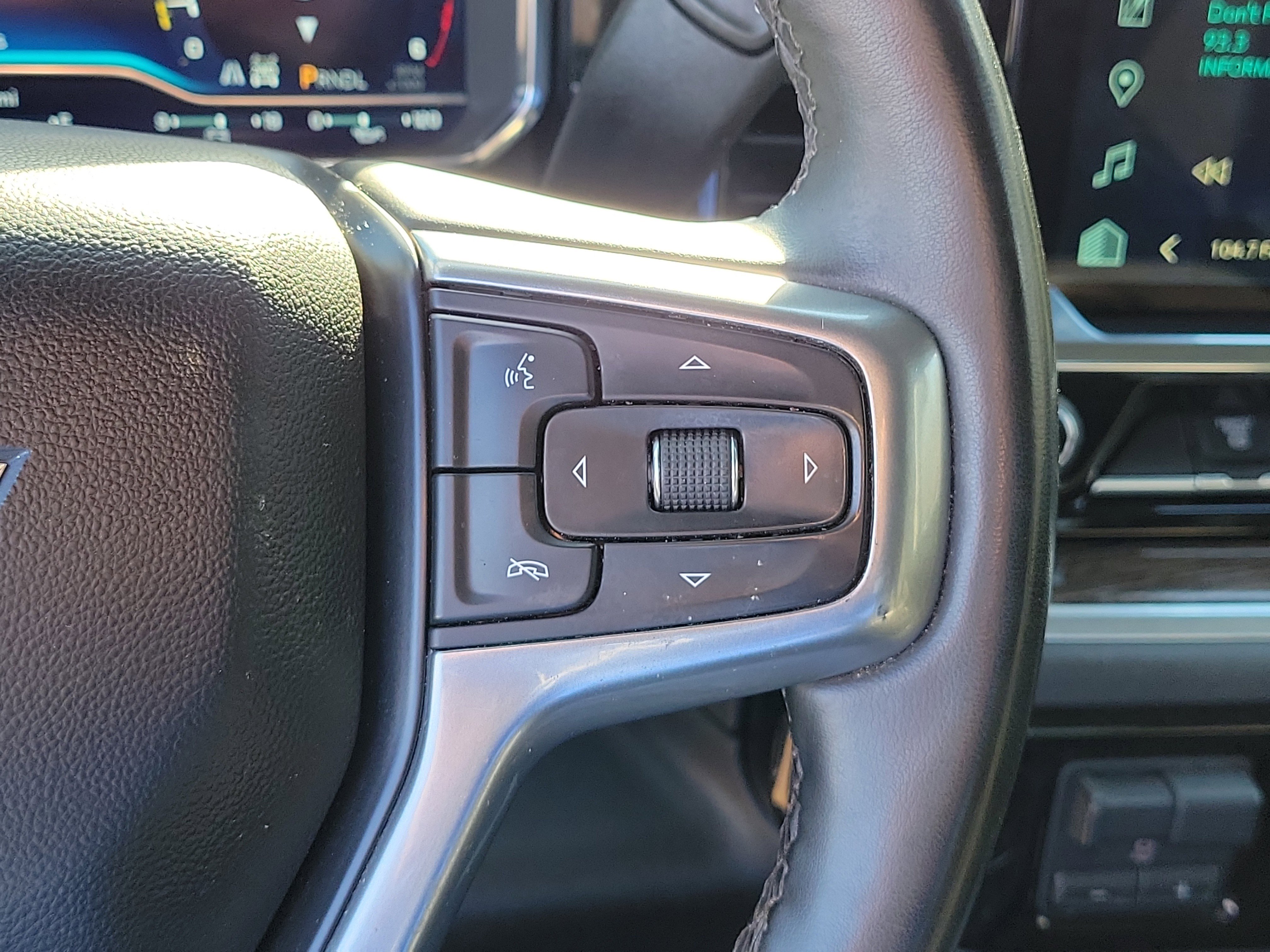 Used 2025 Chevrolet Silverado 2500 LT w/ Safety Package image 23