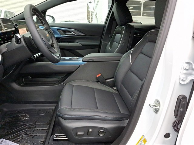 New 2026 Chevrolet Equinox EV LT image 9