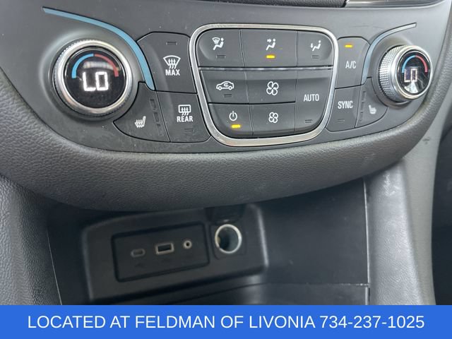Certified 2024 Chevrolet Equinox LT FWD image 17