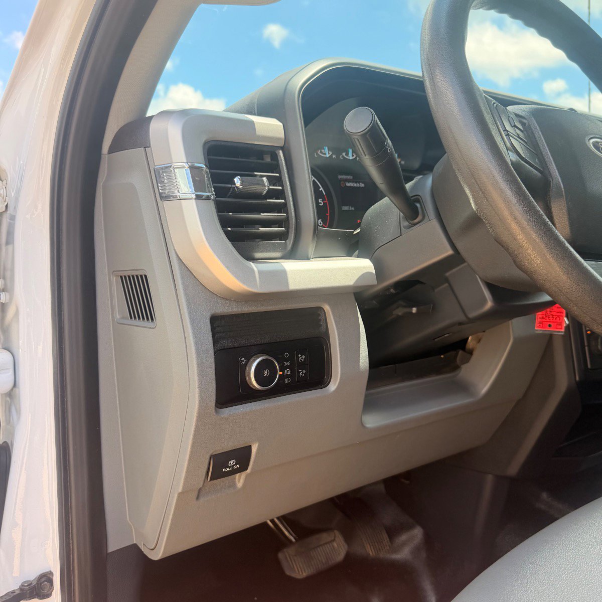 Used 2023 Ford F350 XL w/ XL Chrome Package AWD/4WD image 13