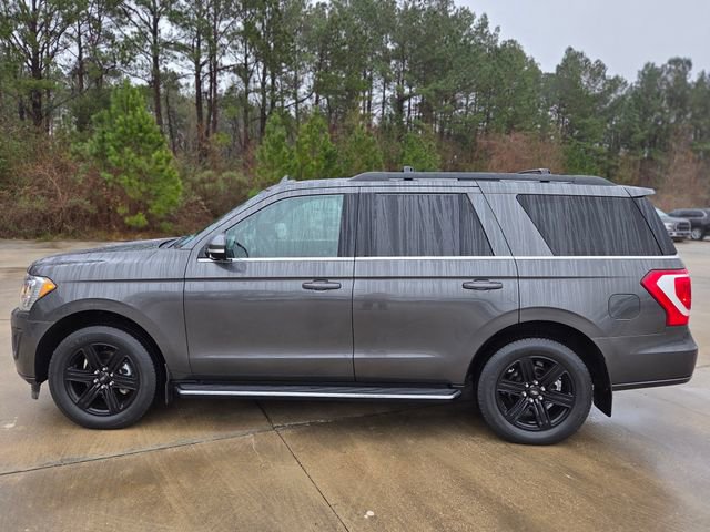 Used 2021 Ford Expedition XLT image 2