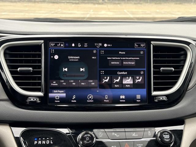 Used 2024 Chrysler Pacifica Touring-L image 14