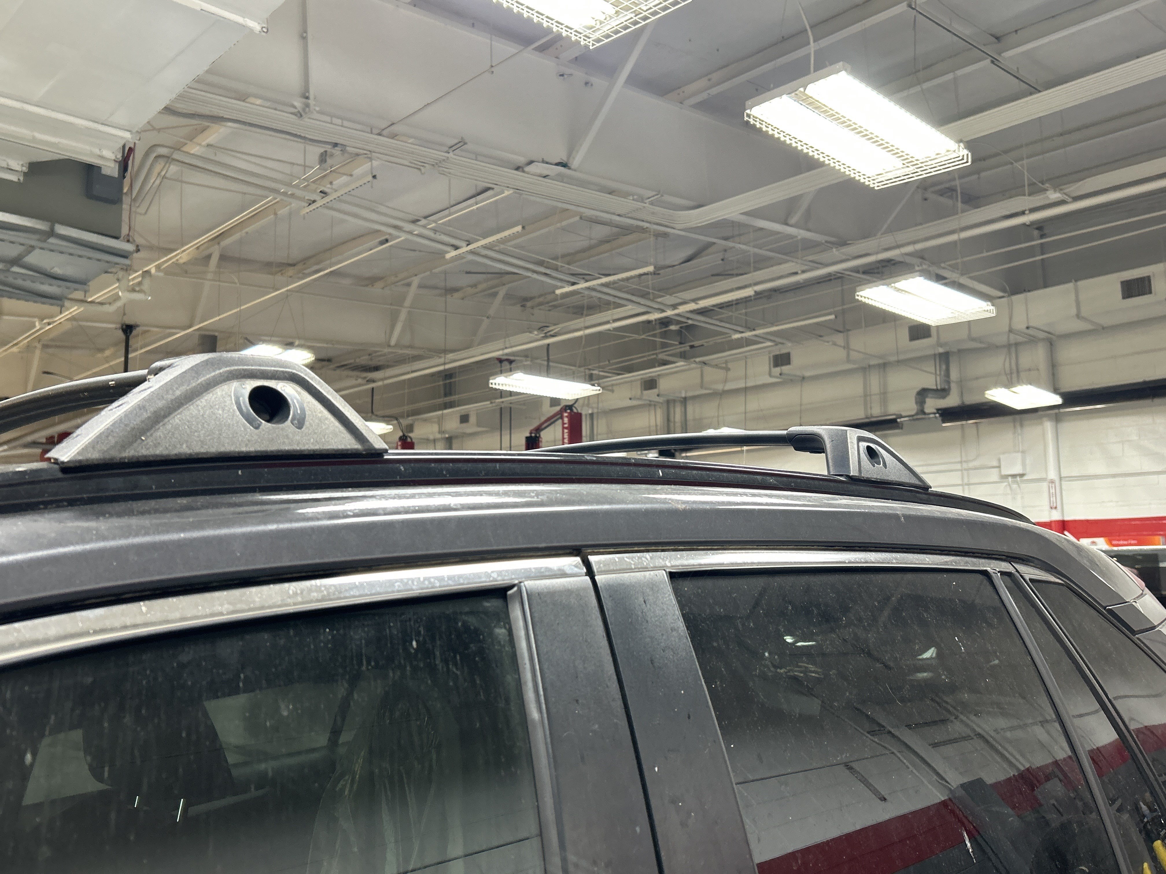 Used 2019 Toyota RAV4 XLE w/ Convenience Package AWD/4WD image 6