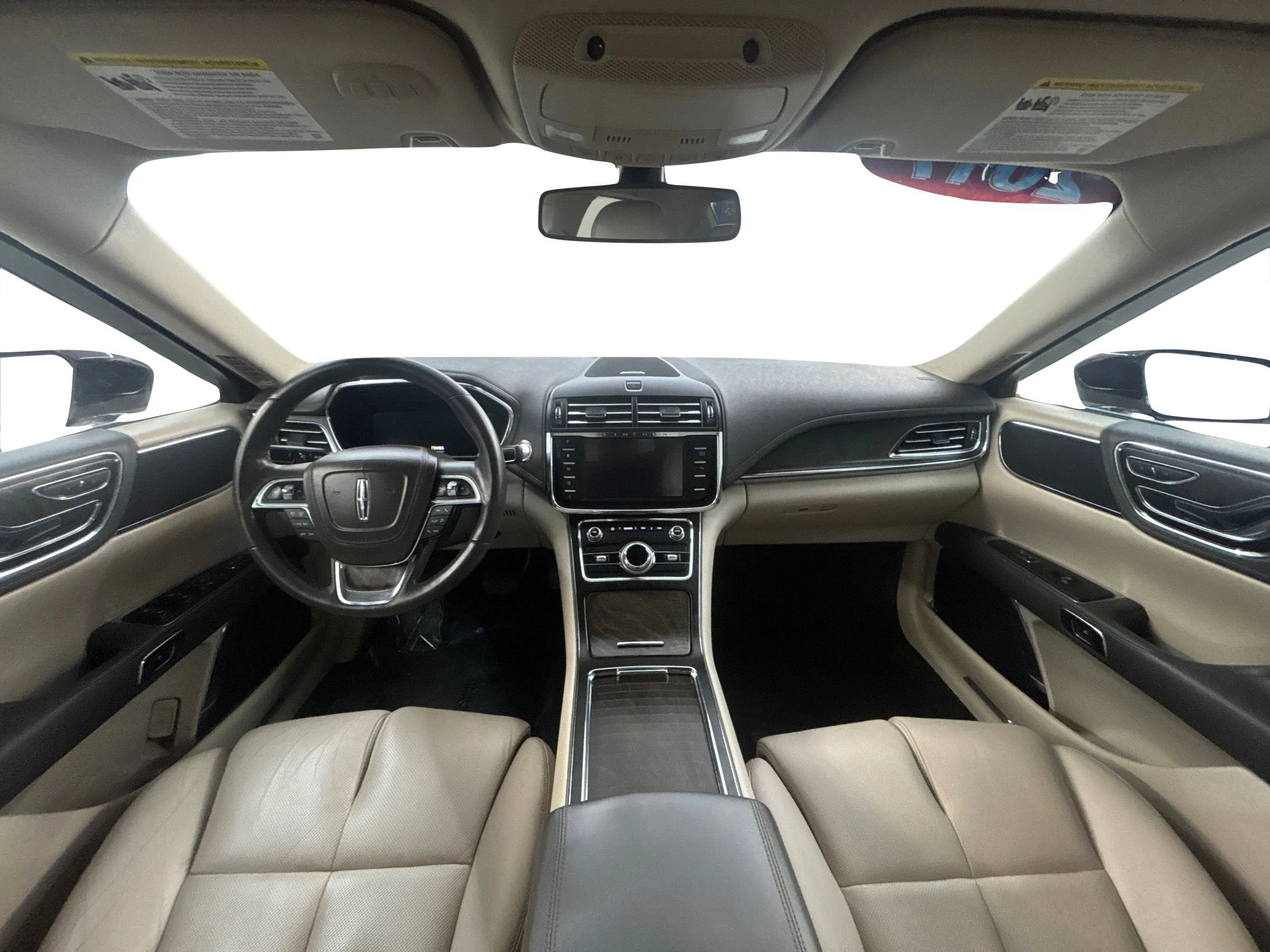 Used 2017 Lincoln Continental Select FWD image 17