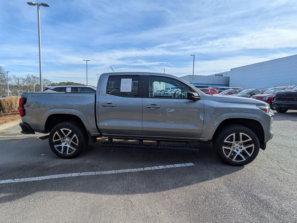 Used 2023 Chevrolet Colorado Z71 w/ Z71 Convenience Package 2 image 6