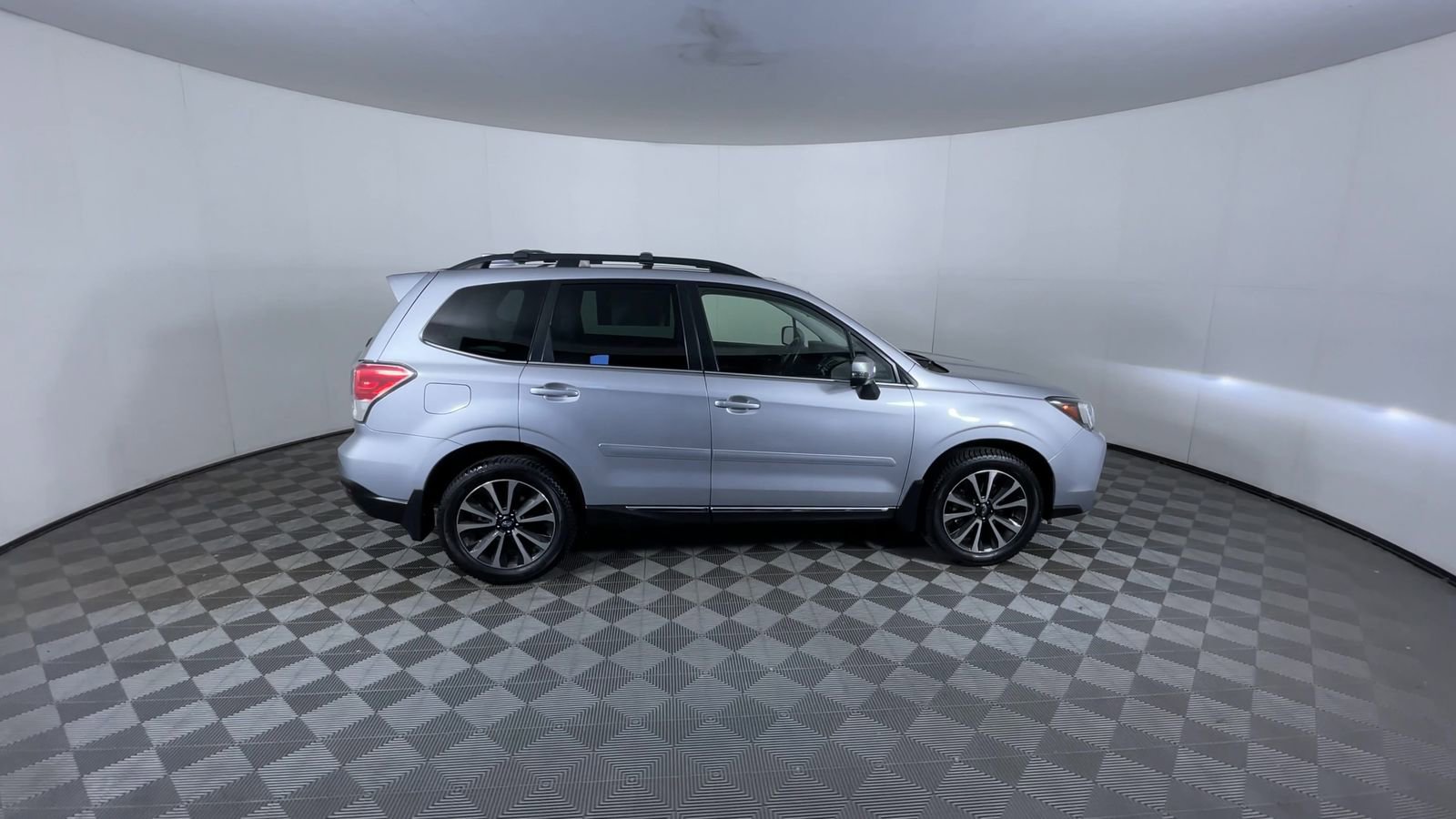 Used 2018 Subaru Forester 2.0XT Touring AWD/4WD image 9