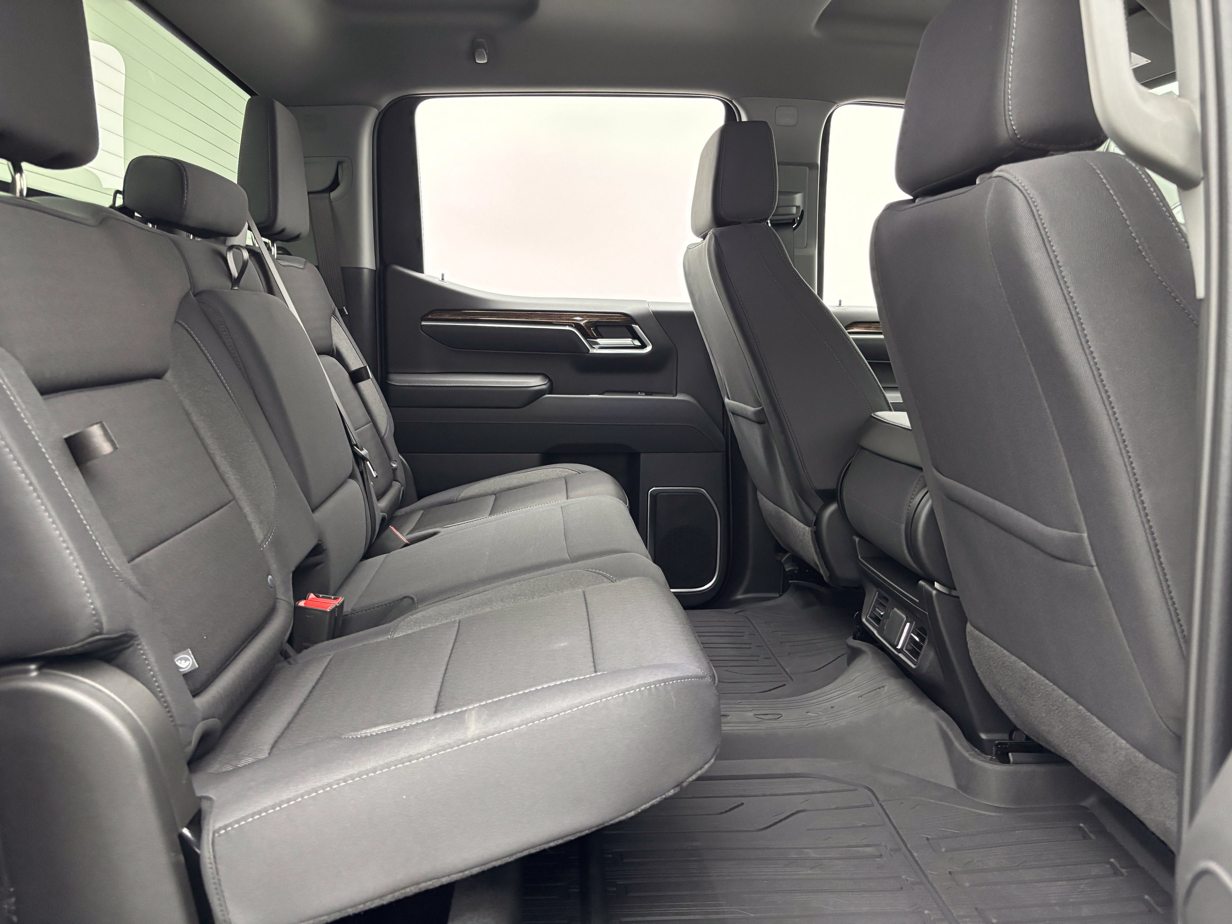 New 2026 GMC Sierra 1500 Elevation w/ Elevation Select Package AWD/4WD image 33