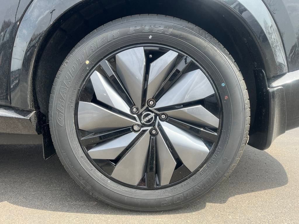 New 2025 Nissan Ariya AWD image 10