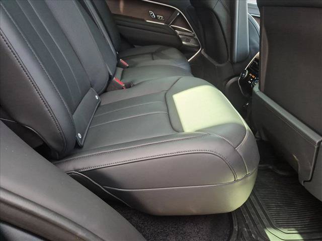 Used 2023 Land Rover Range Rover Autobiography AWD/4WD image 23