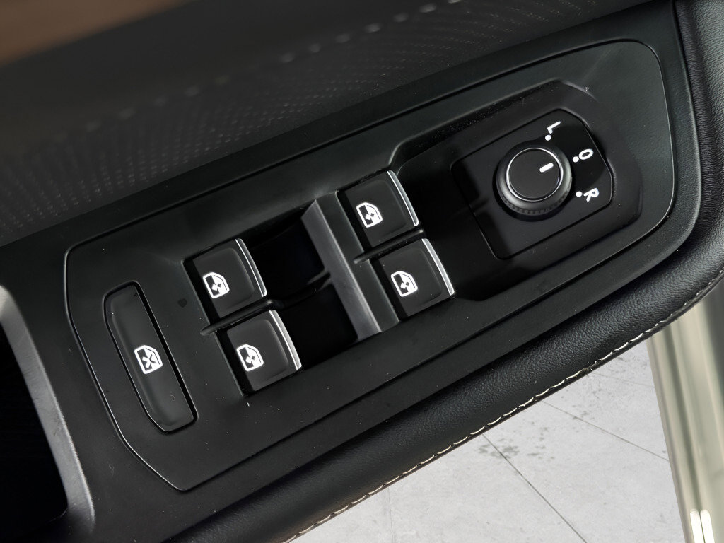 New 2026 Volkswagen Atlas SE image 21