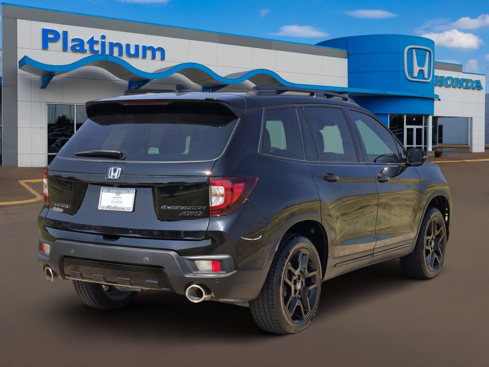 Used 2024 Honda Passport Black Edition image 5