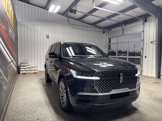Used 2025 Lincoln Navigator Reserve AWD/4WD image 33