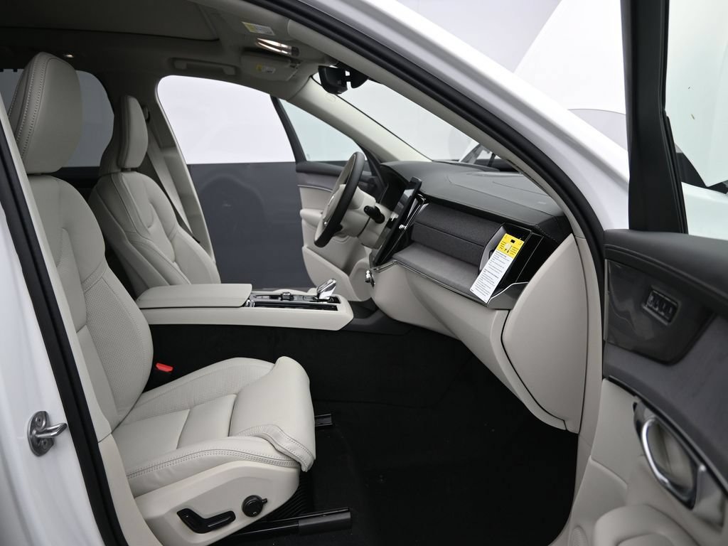 New 2026 Volvo XC90 B6 Ultra w/ Protection Package Premier AWD/4WD image 15