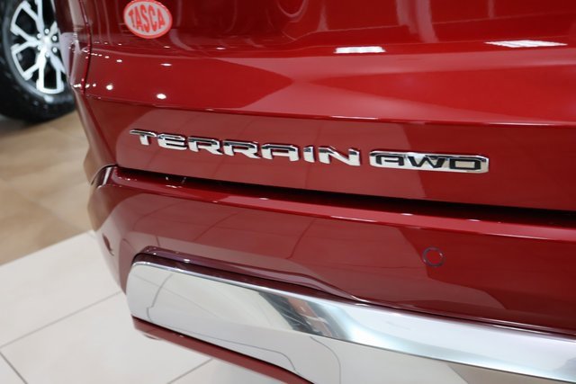 New 2026 GMC Terrain Denali w/ LPO, Floor Liner Package image 6