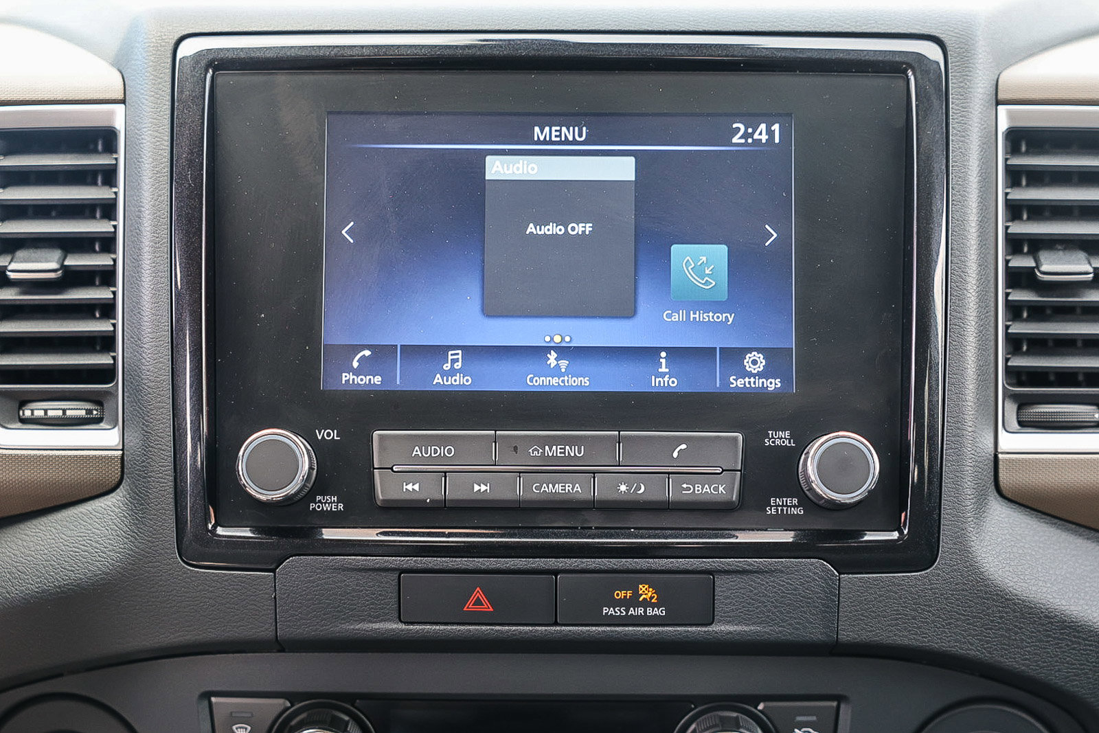 Used 2022 Nissan Frontier SV RWD image 4