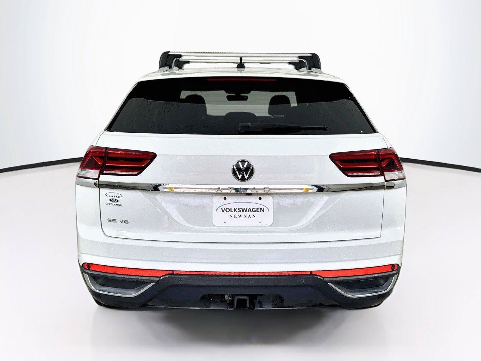Certified 2023 Volkswagen Atlas Cross Sport SE FWD image 5