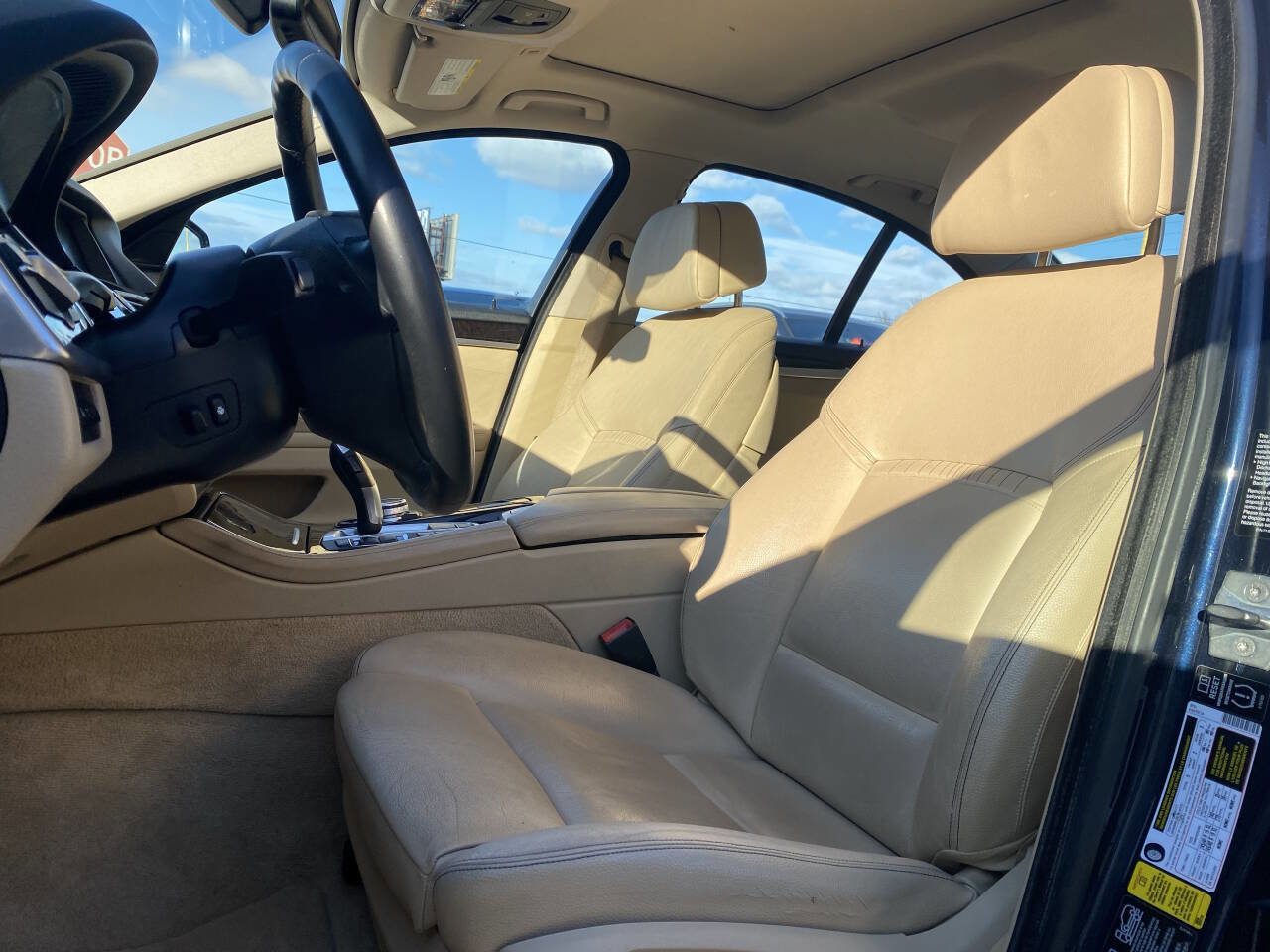 Used 2014 BMW 535i xDrive Sedan image 14