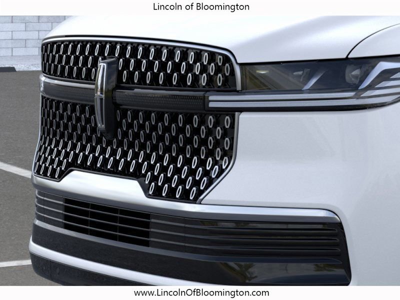 New 2026 Lincoln Navigator L Reserve AWD/4WD image 18