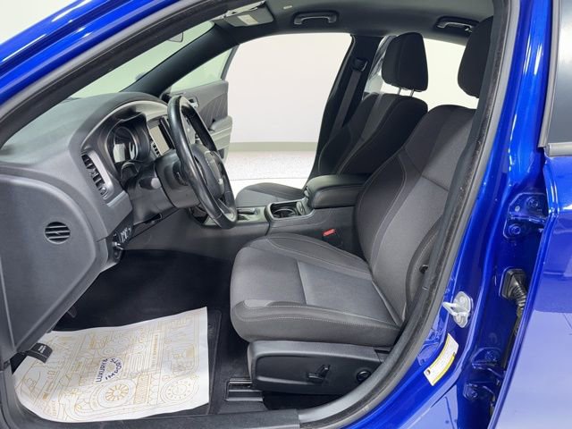 Used 2020 Dodge Charger SXT image 12