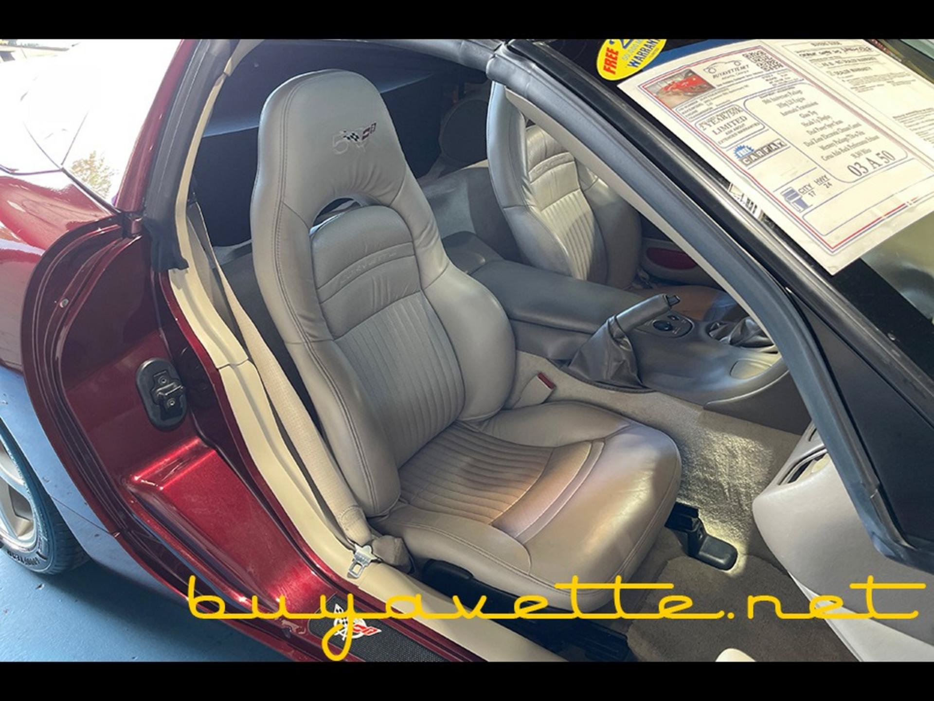 Used 2003 Chevrolet Corvette Coupe w/ Preferred Equipment Group RWD image 20