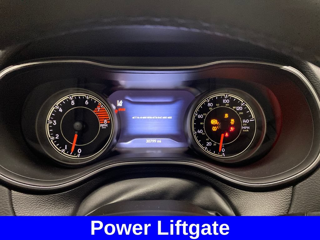 Used 2022 Jeep Cherokee Limited w/ Elite Package AWD/4WD image 19
