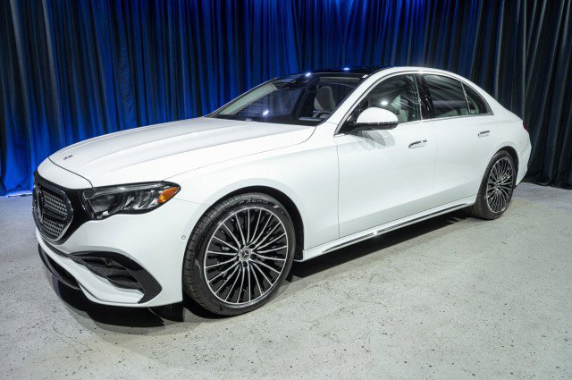 New 2026 Mercedes-Benz E 350 Sedan image 1